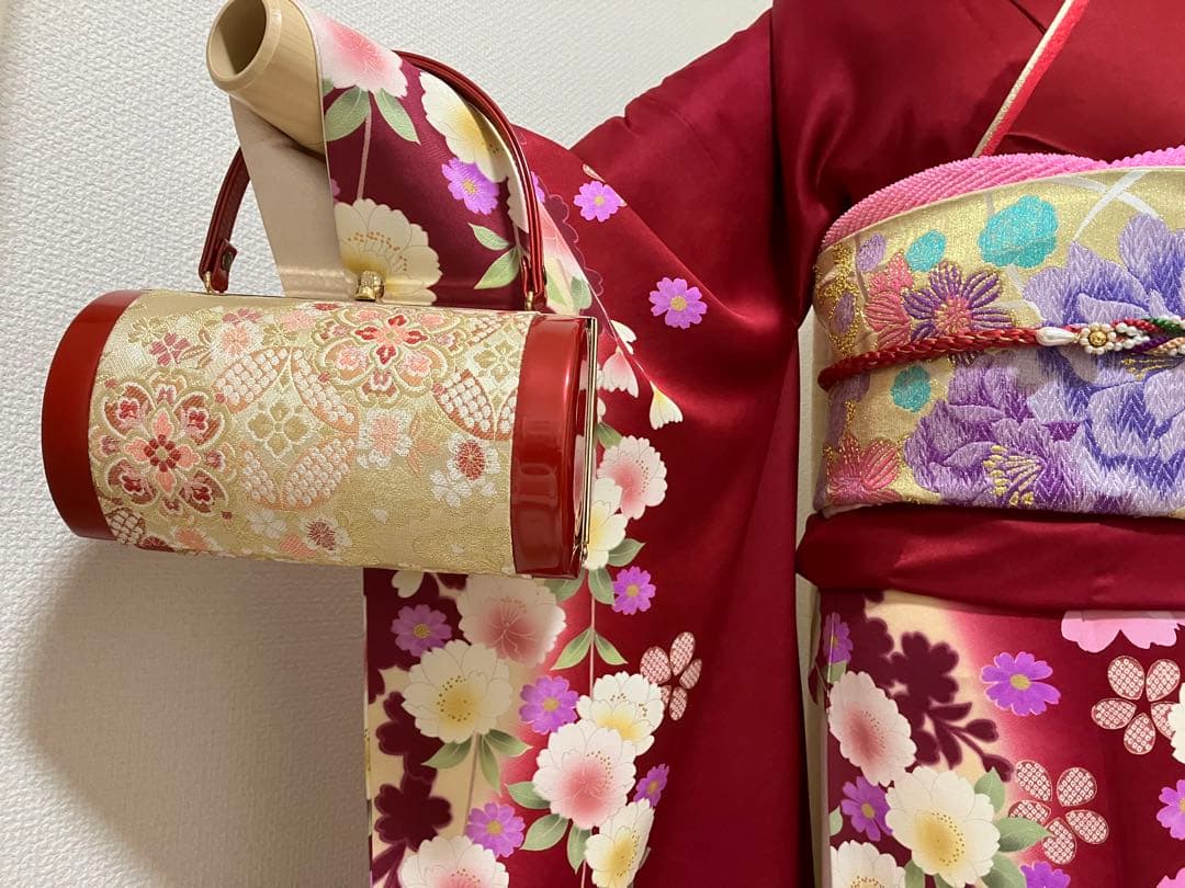 えんじ＆クリームツートン正絹振袖 全て揃ったフルセット　身丈174裄丈68