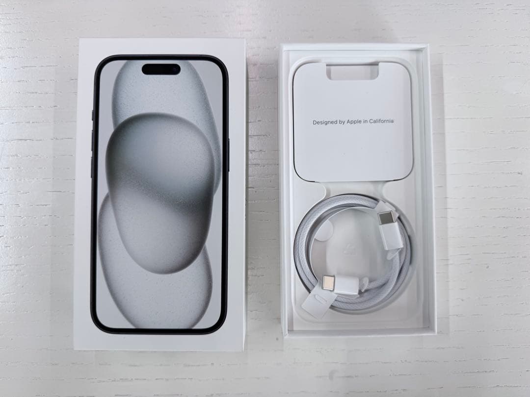 Apple iPhone15 256GB ブラック SIMフリー