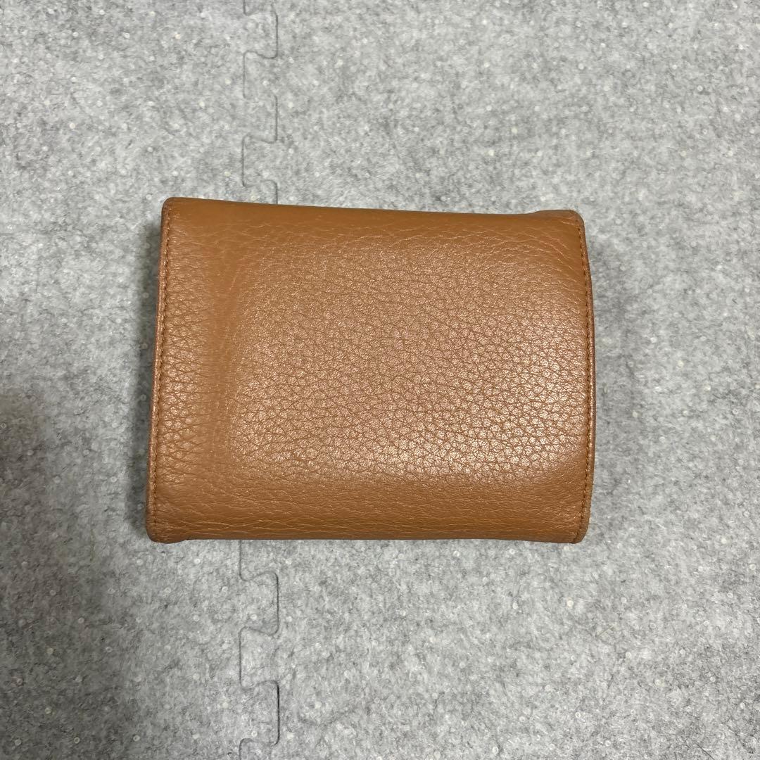 PRADA 茶色　財布　ゴールド　三つ折り