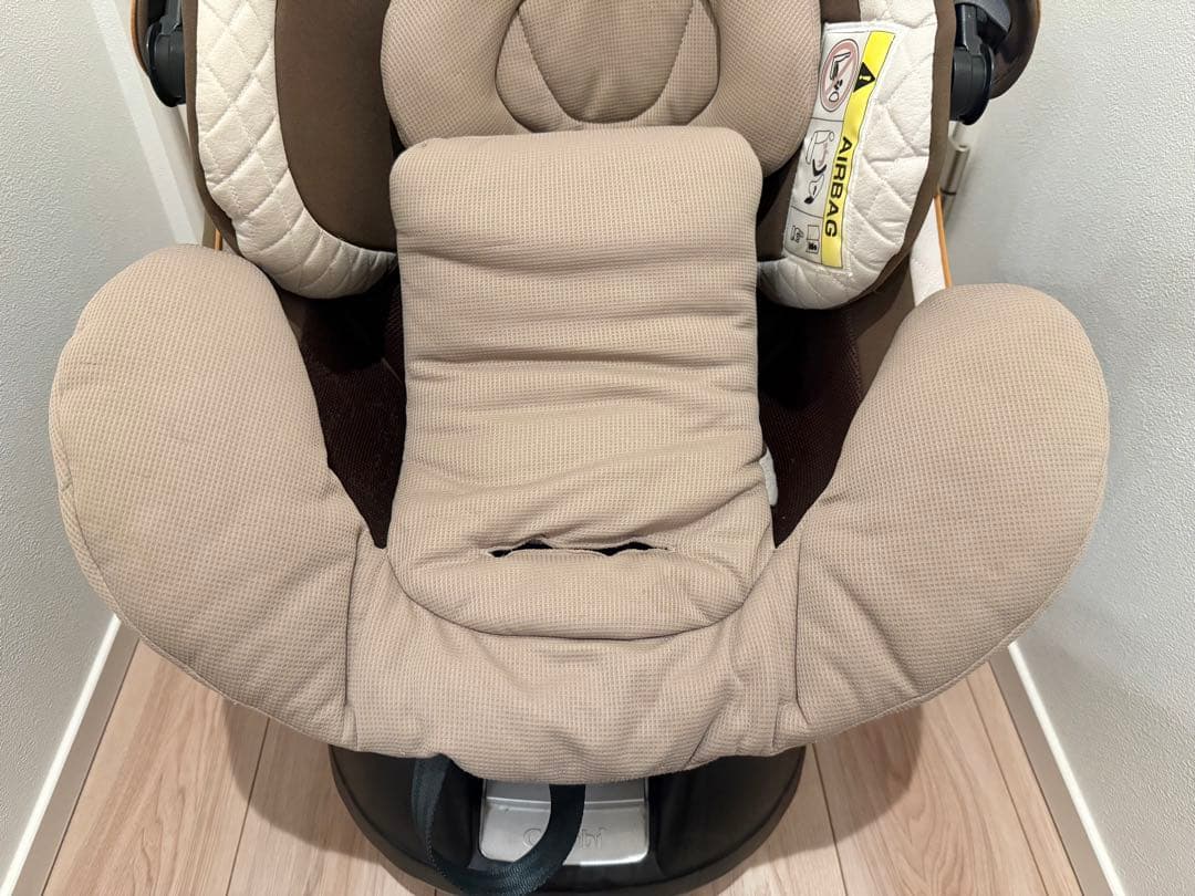 コンビ JG-550 クルムーヴスマート エッグショック チャイルドシート 回転