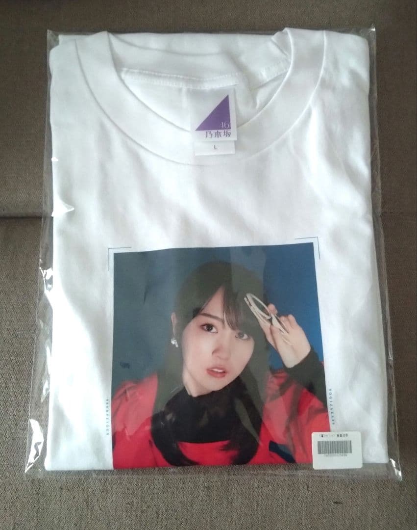 乃木坂46 賀喜遥香 Tシャツ Mode Voyage Town
