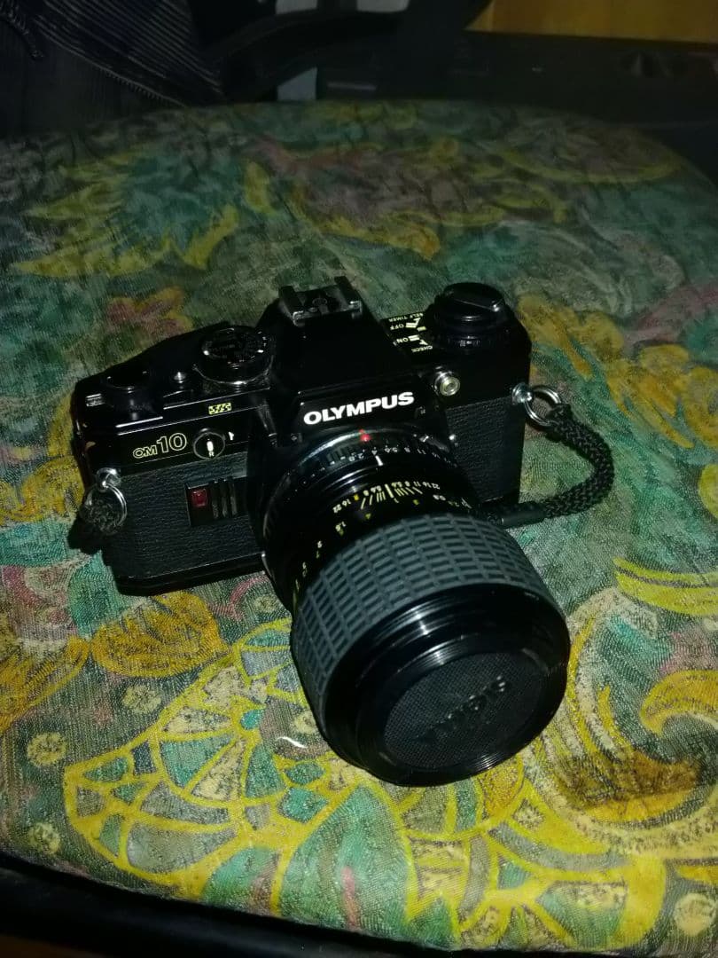 OLYMPUS　ＯＭ10