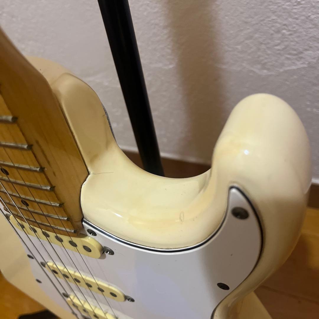 Fender Japan Stratocaster ミディアムスケール