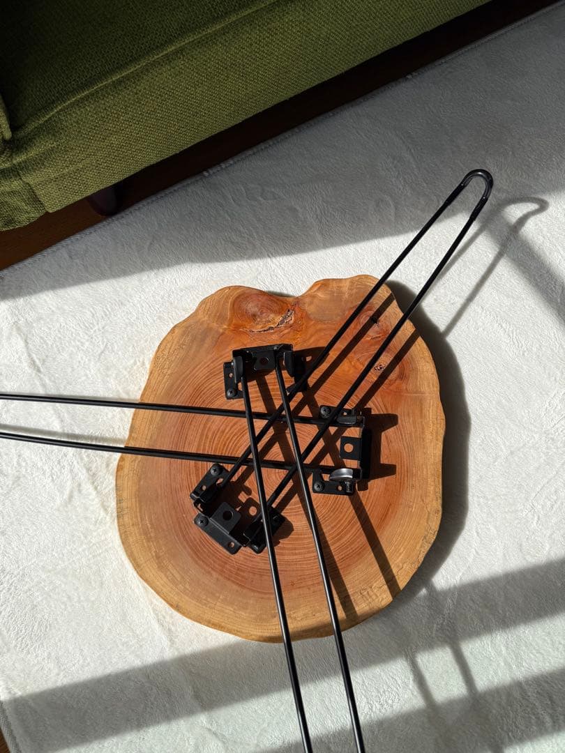 ナチュラルウッド 丸型サイドテーブル-コーヒーテーブル　(一枚板)