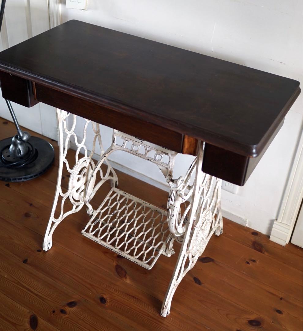 ミシン脚テーブル　アンティーク、作業台、ショップ什器、PCデスク、ガーデニング