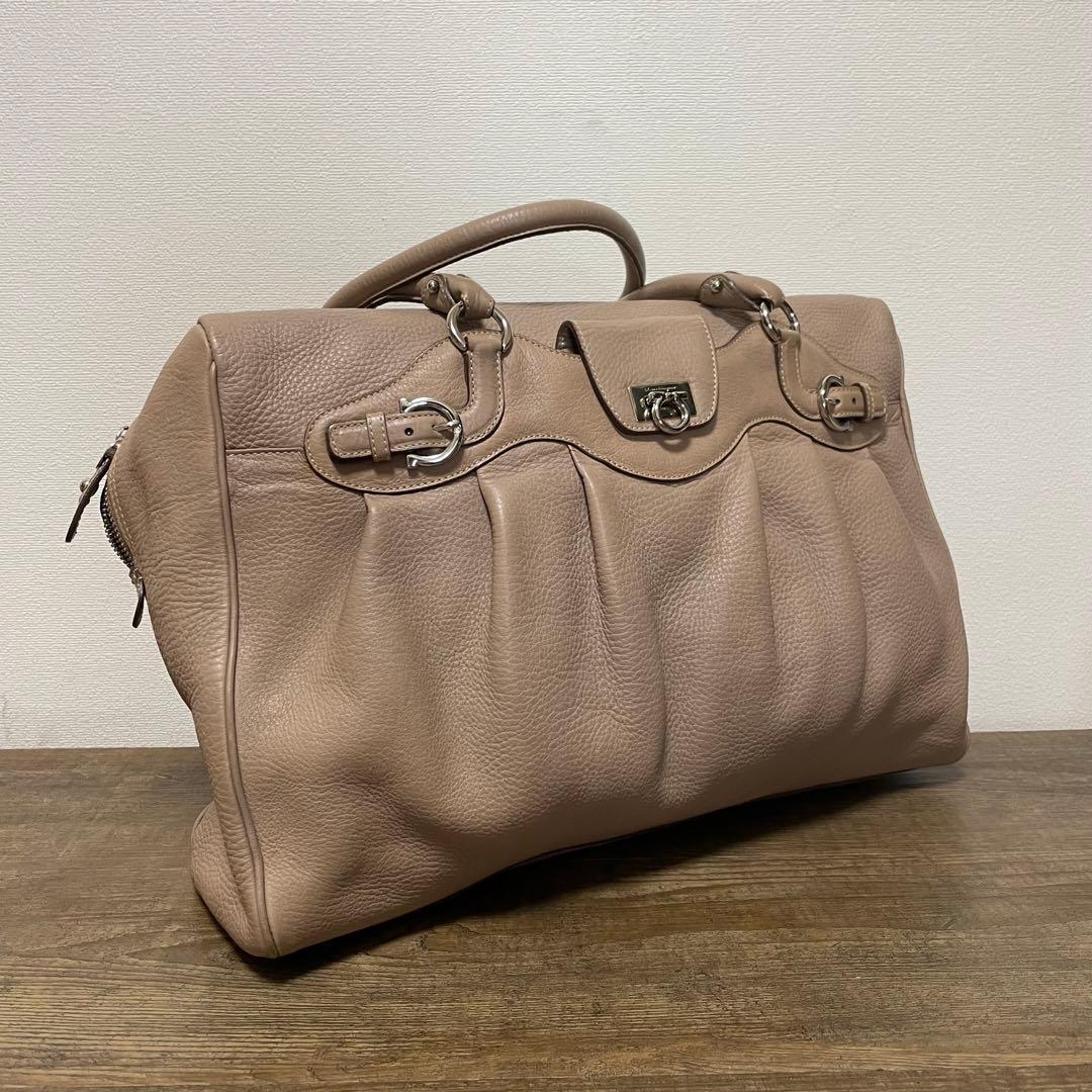 ■Ferragamo（フェラガモ）良品 / レザー /ハンドバッグ/ ベージュ系
