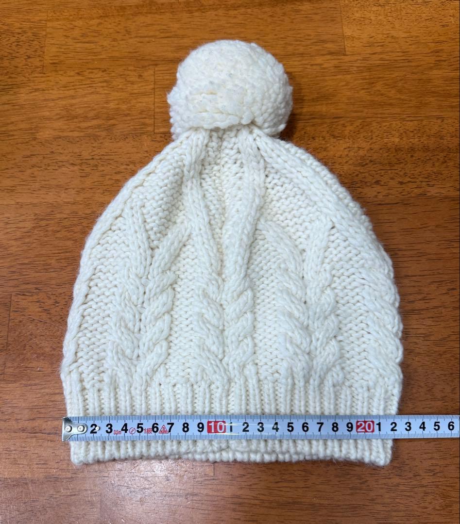 モンクレール　ニット帽　アイボリー