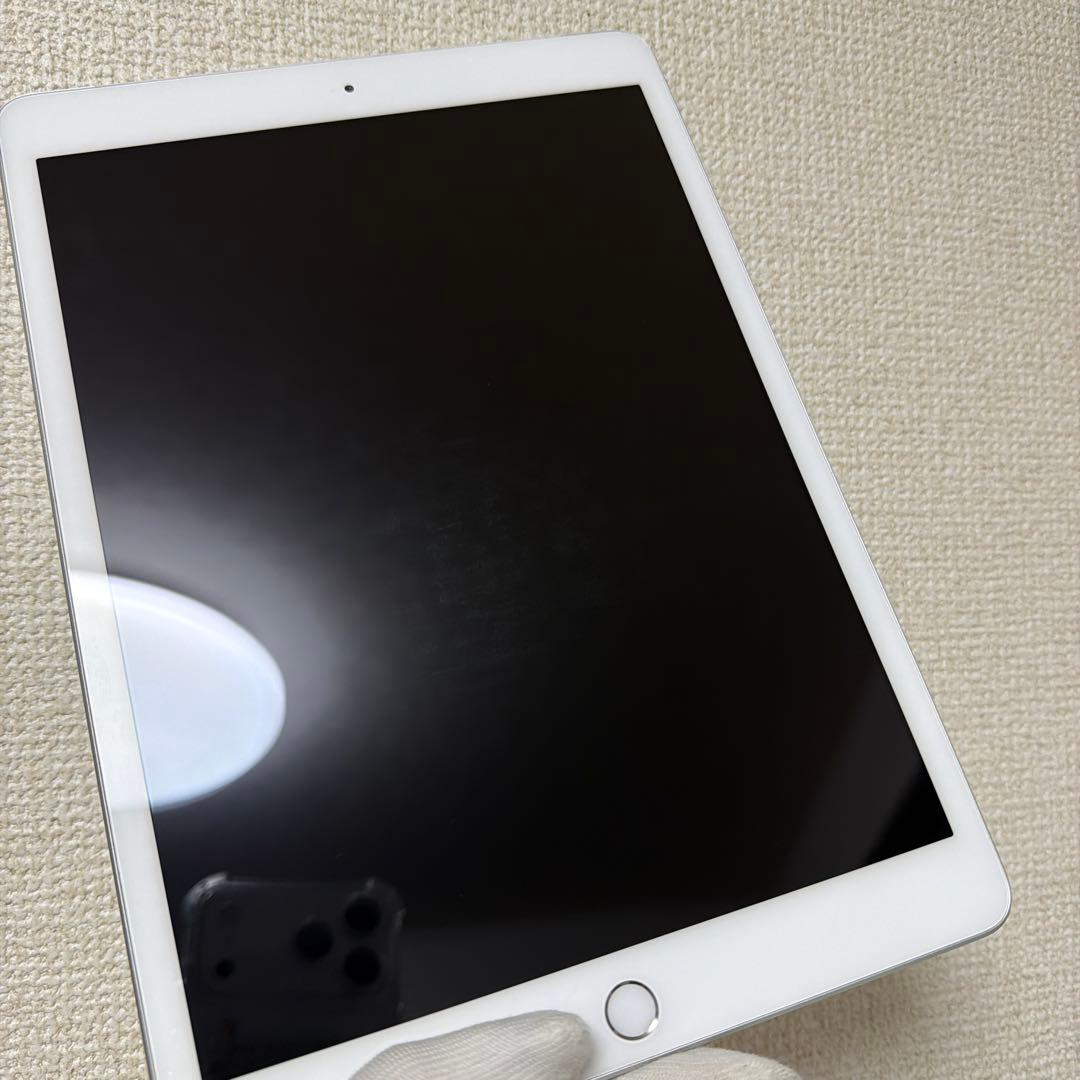 iPad 第7世代 128GB Wi-Fi + Cellular