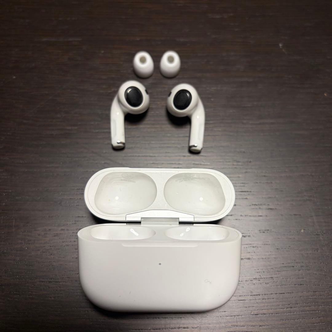 【1日限定出品】 AirPods Pro 2 （Lightning端子）