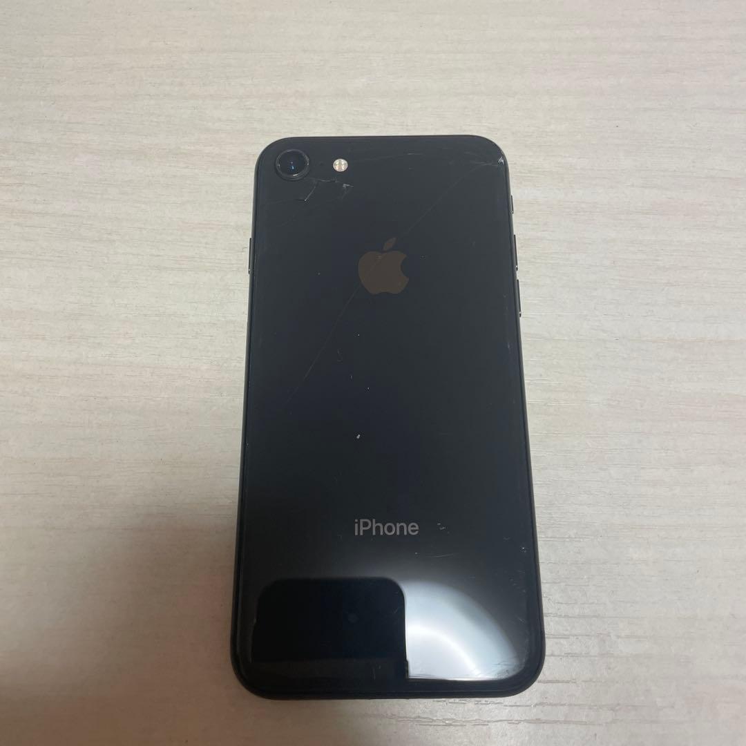 Apple iPhone8 スペースグレー 本体のみ　simフリー