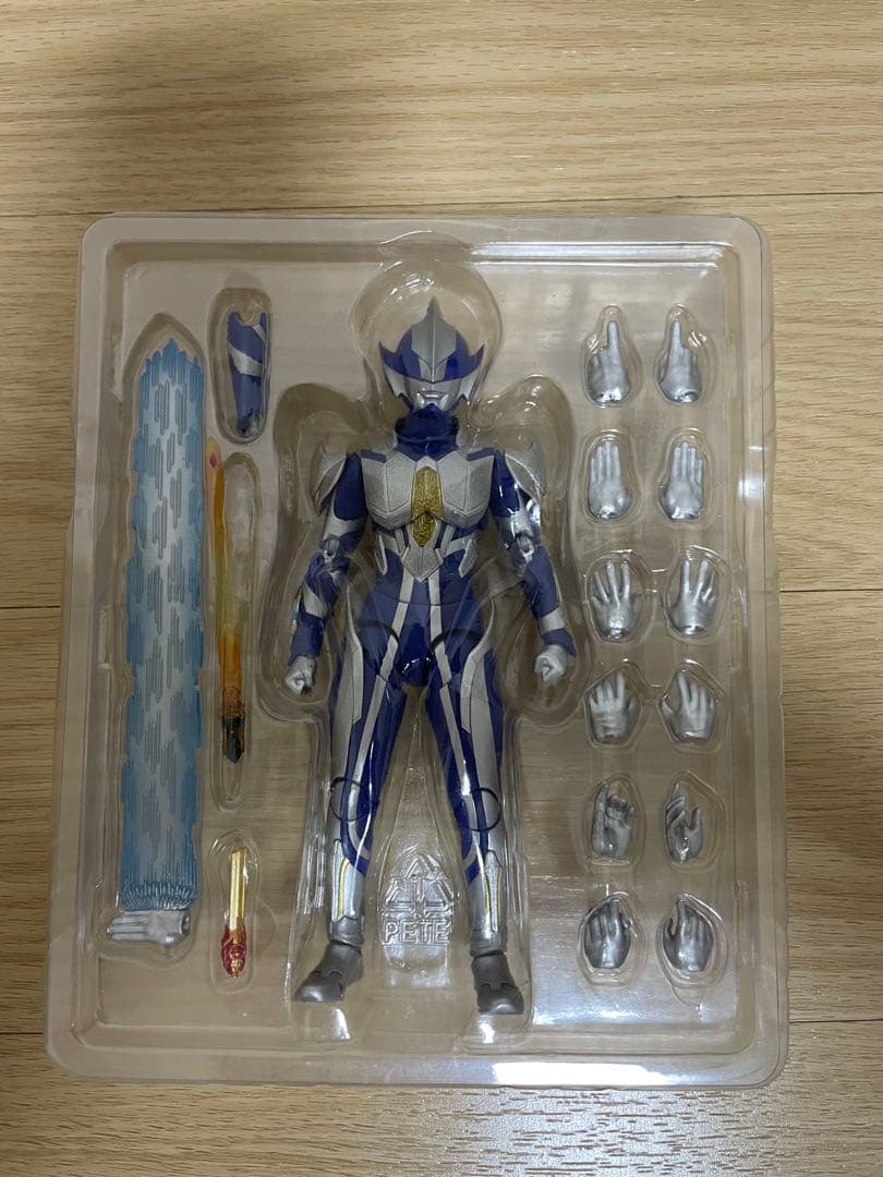 S.H.フィギュアーツ　ハンターナイトツルギ