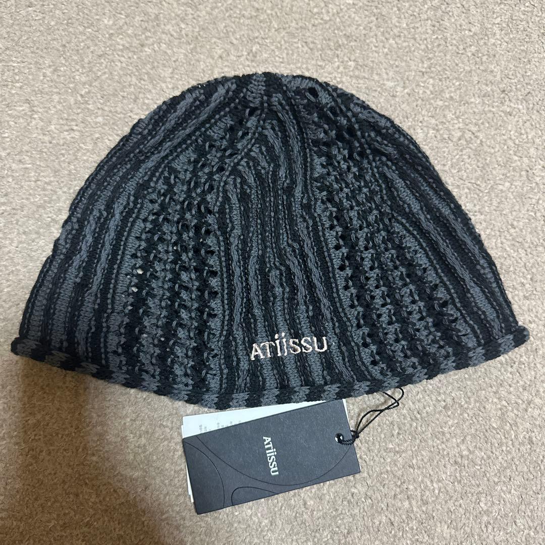 atiissu ビーニー twice モモ 着用