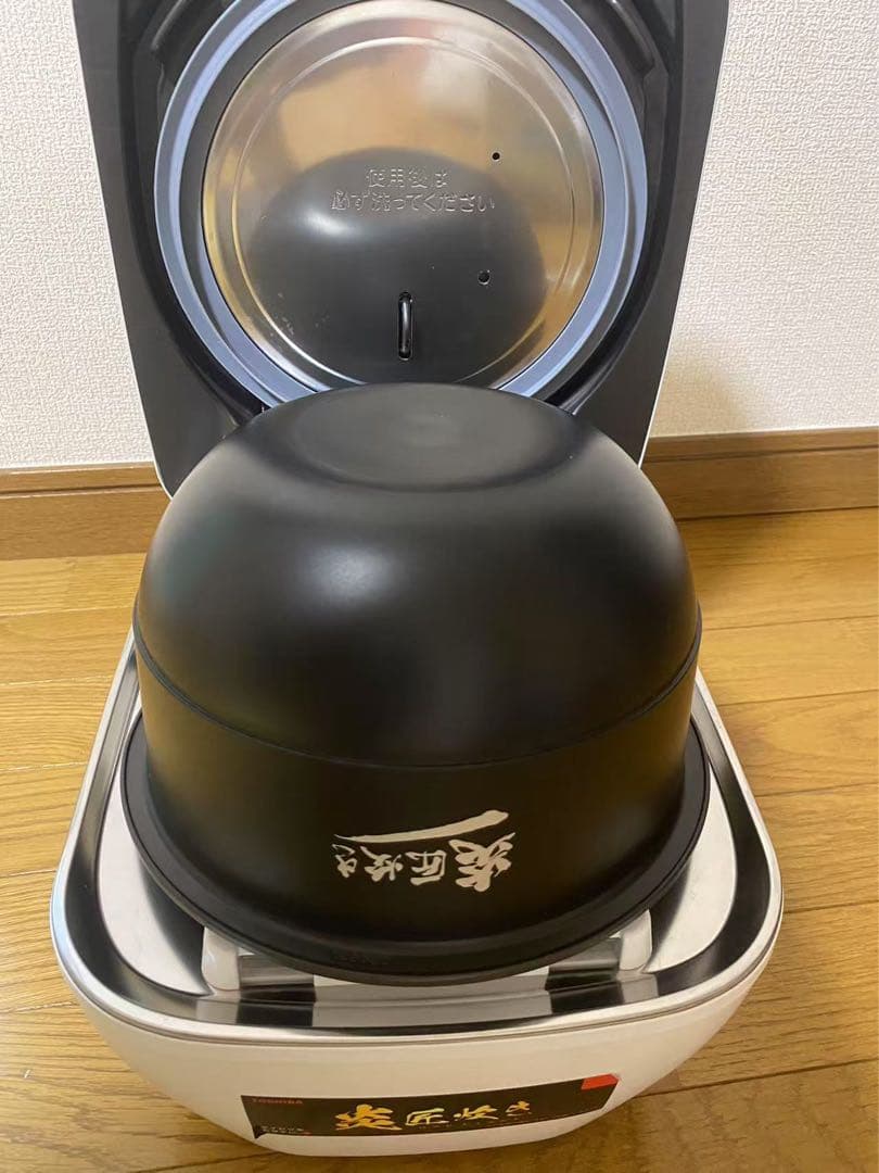 TOSHIBA RC-10ZWT 炊飯器 IH加熱方式