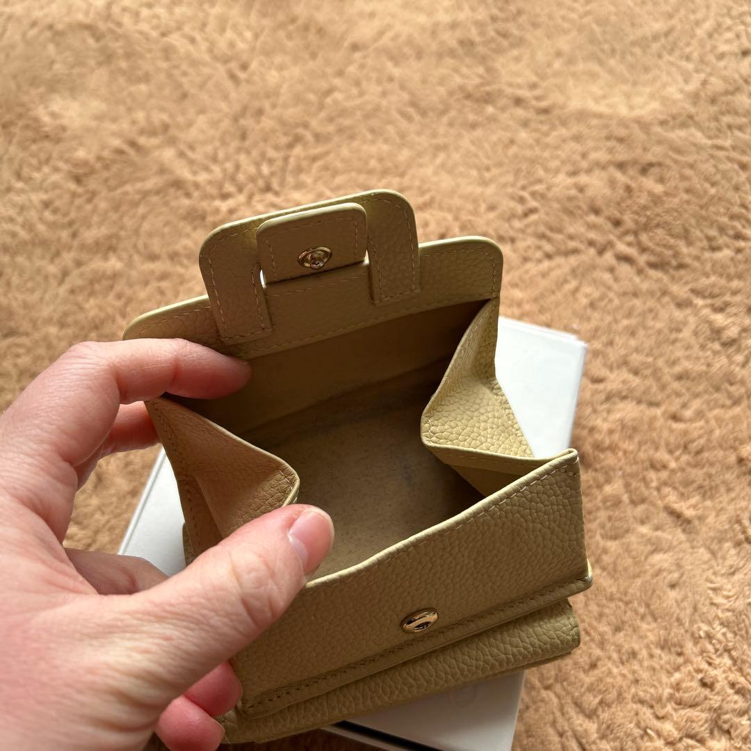 tov トーヴ　IENA別注　ベージュ レザー 三つ折り財布