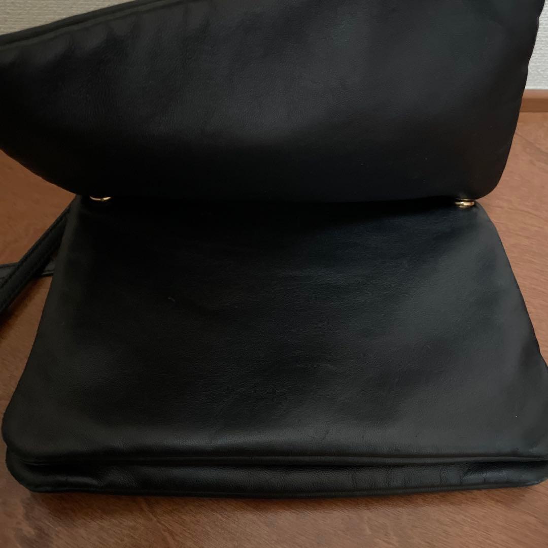 CELINE トリオ　ラージ　ショルダーバッグ　ブラック