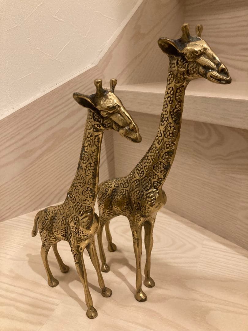 ブラス製キリンの彫刻 2体セット