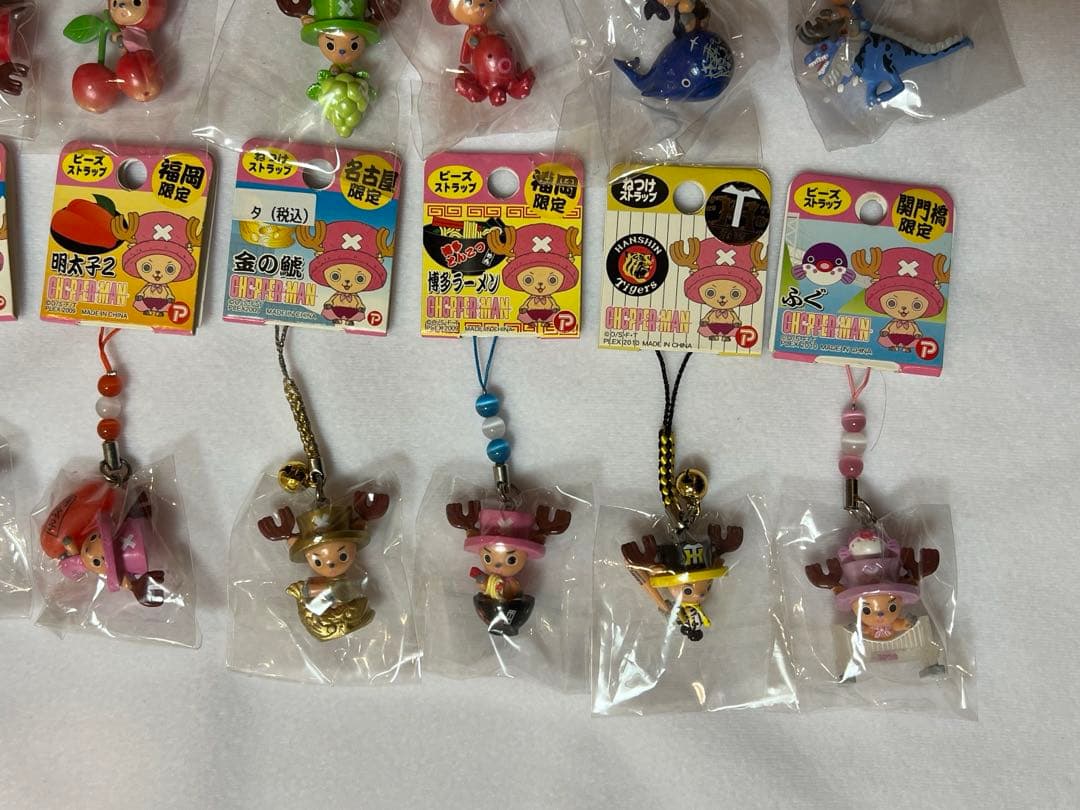 （ご当地キーホルダー）26体　ONE PIECE チョッパー23体+ルフィ3体