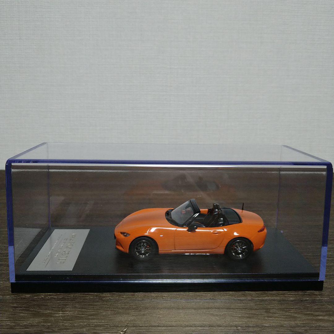 1/43 MAZDA マツダ　ND ロードスター 30周年記念車　モデルカー