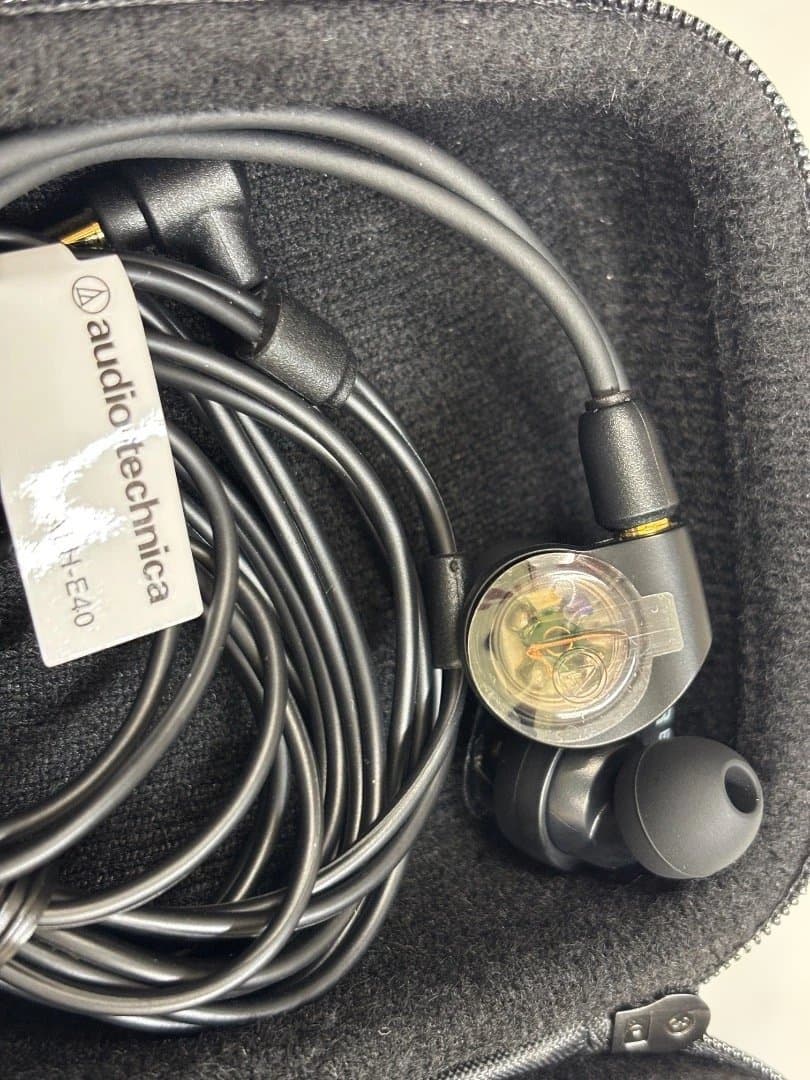 B,audio technica ATH-E40 リケーブル可能イヤホン