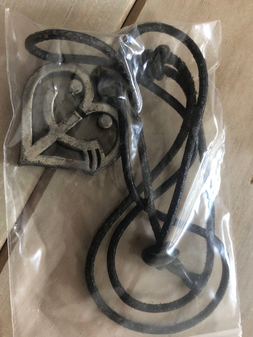 岡村靖幸　ピーチネックレス　90年代グッツ