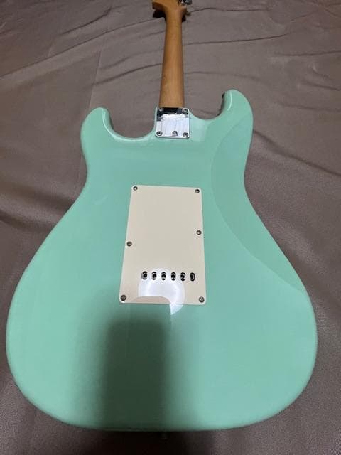 Squier Affinity Stratcaster　美品　サーフグリーン