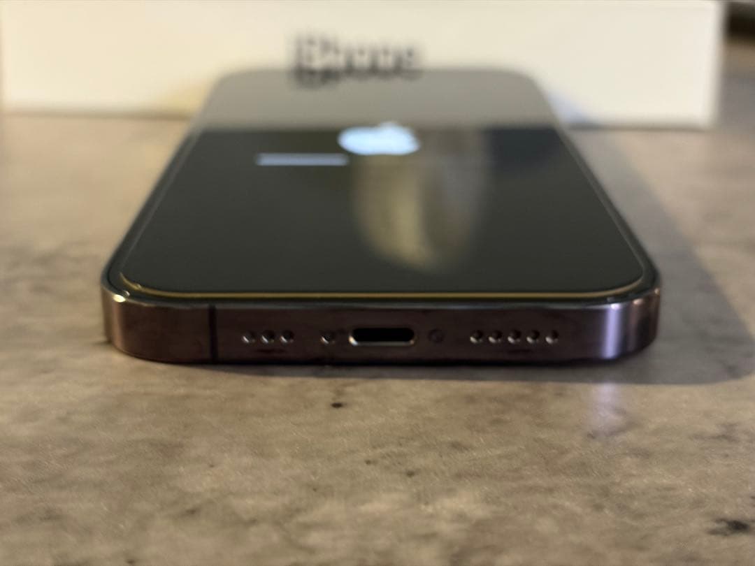 たくみ　iPhone 14 Pro ディープパープル　128GB