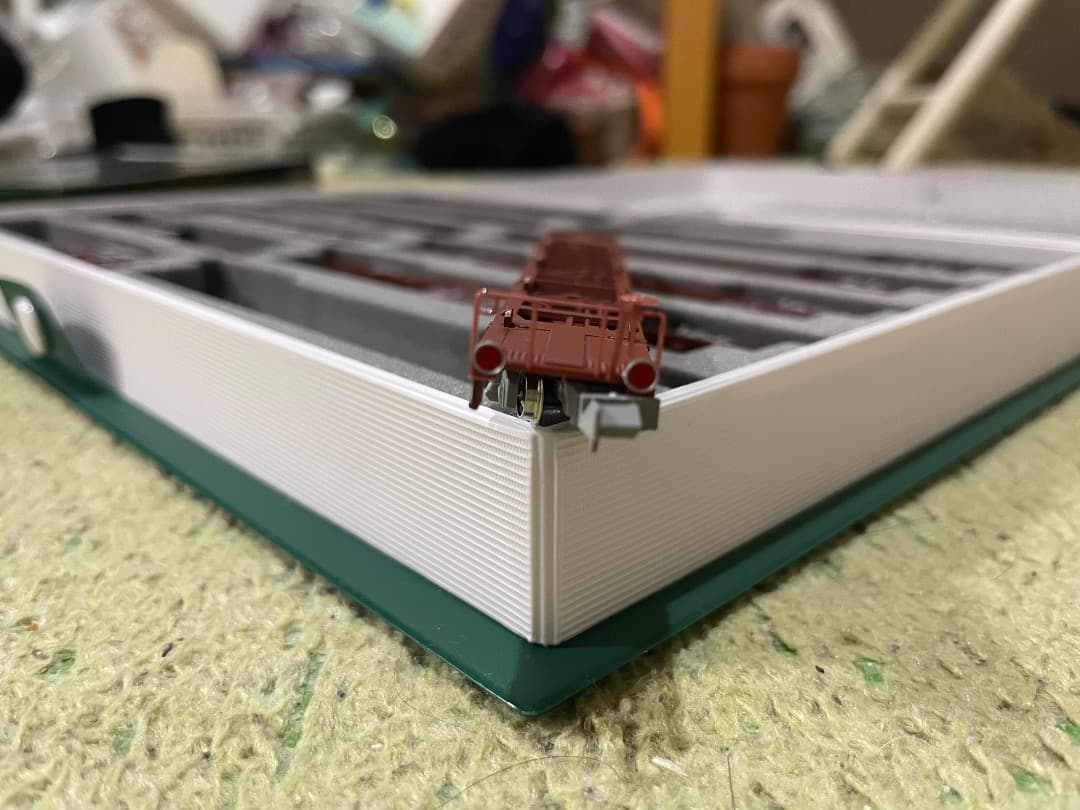 大幅値下げ中！！！Nゲージコキ50000(グレー台車)コンテナ無積載+コンテナ