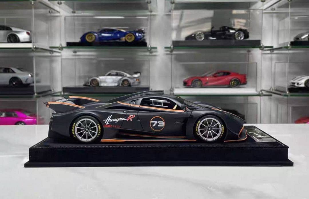 新発売 HH モデル 1/18 パガーニ ウアイラ マットブラック ミニカー