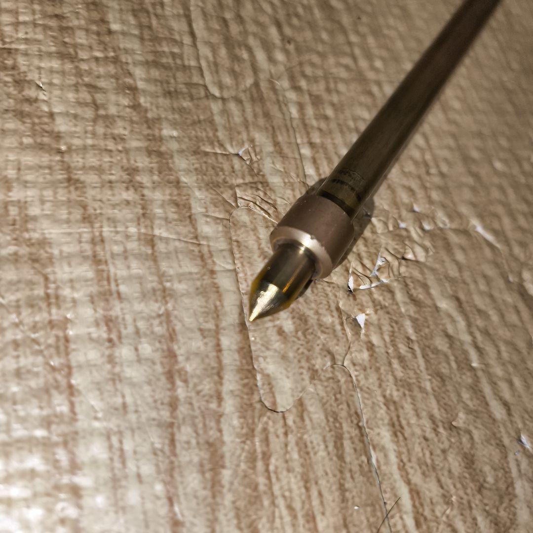 チェロ　エンドピン　8mm（見附精機工業　チタン入り真鍮）