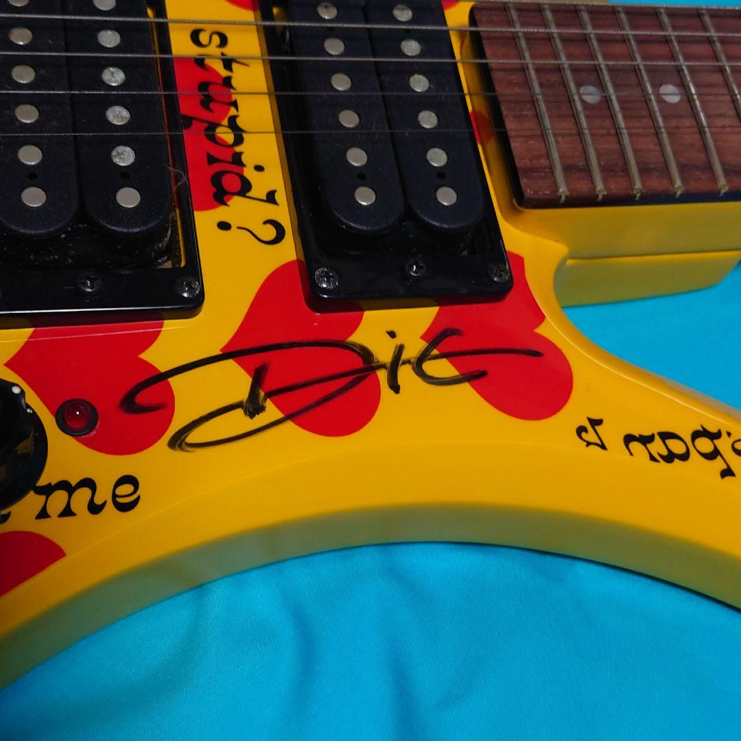 FERNANDES　hideモデル　イエローハート