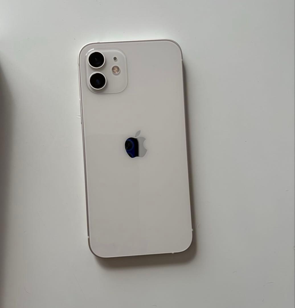 iPhone 12 本体 64gb バッテリー96%