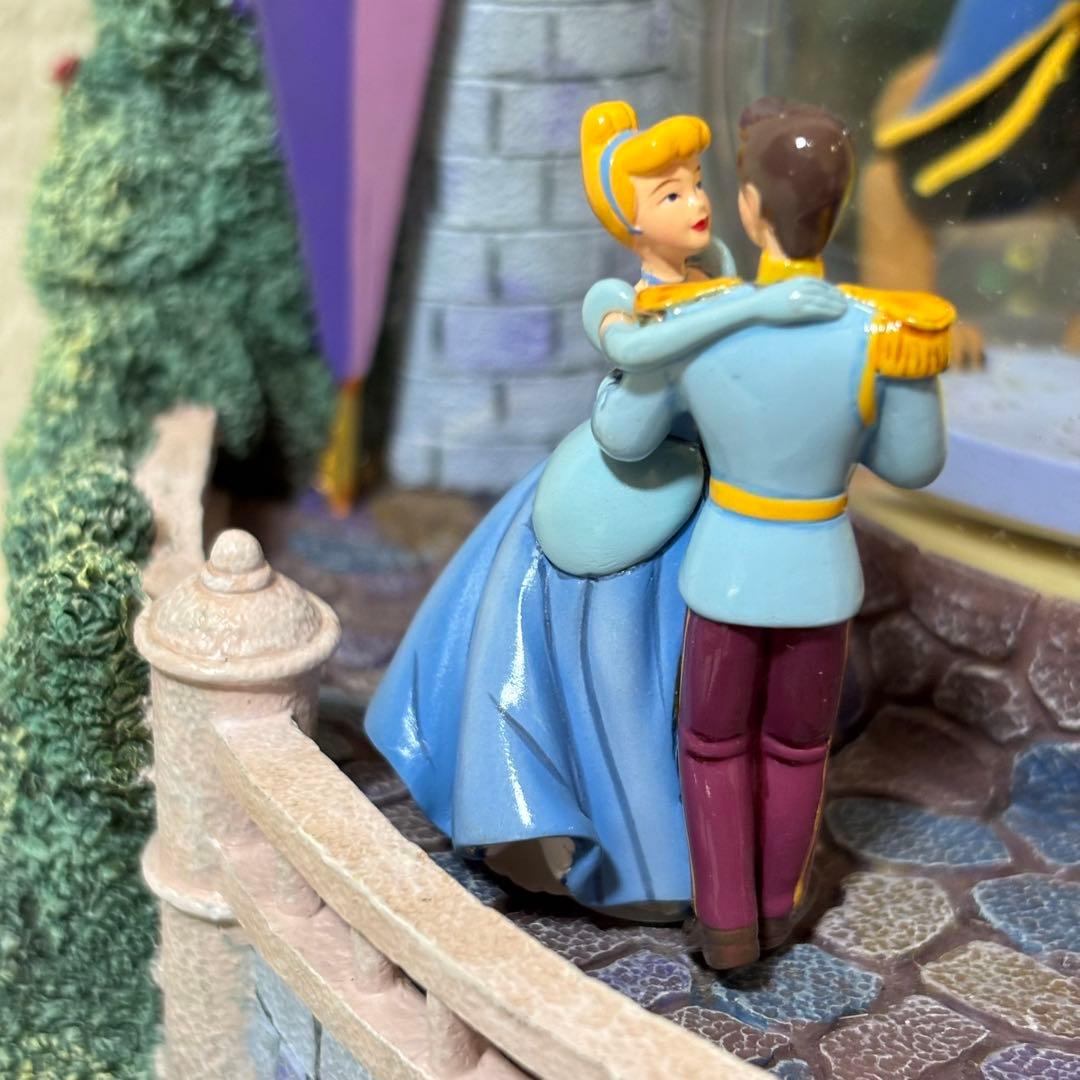 【ほぼ新品】ディズニー スノードーム オルゴール 美女と野獣 プリンセス