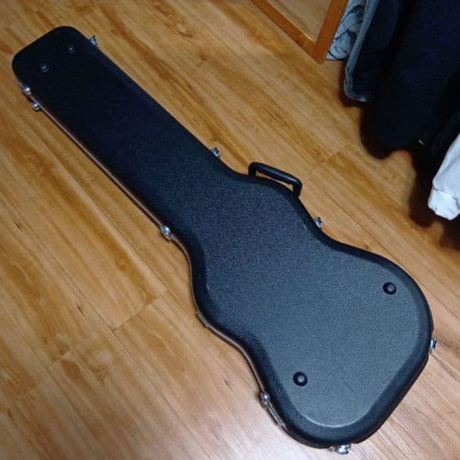 エレキベース用 ハードケース　鍵付き