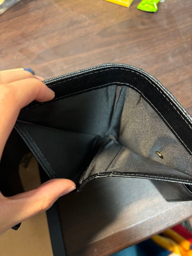 サンローラン キャビアスキン 三つ折り 財布