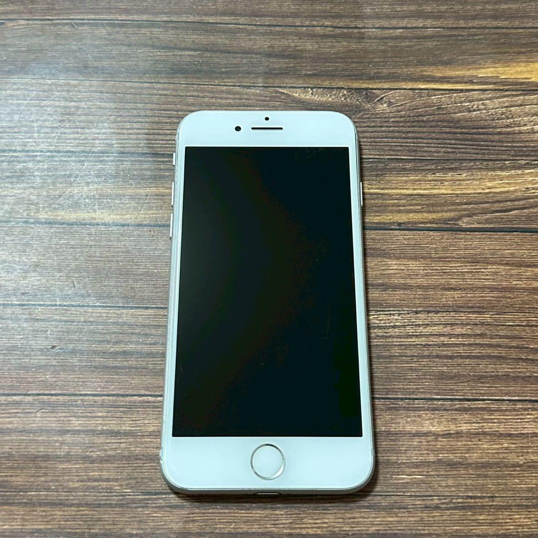 Apple iPhone 8 64GB シルバー