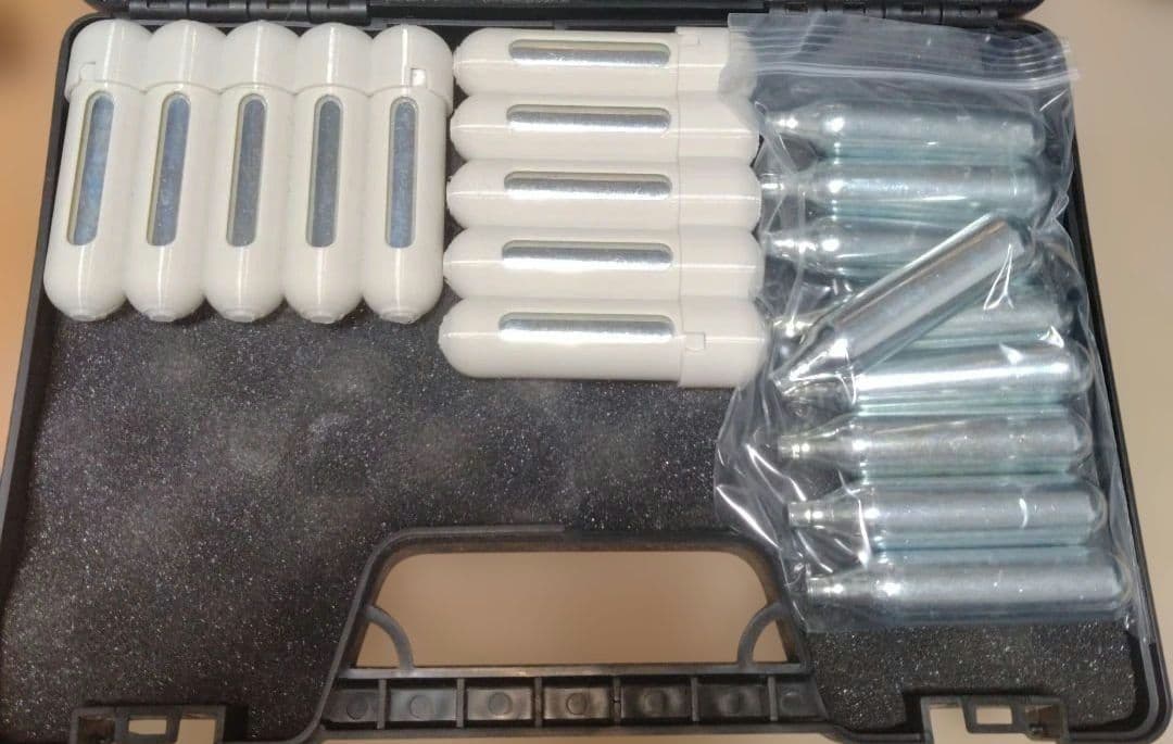 CARBON8製　ストライカー9 QUELL　バトルシップグレー限定版おまけ付き