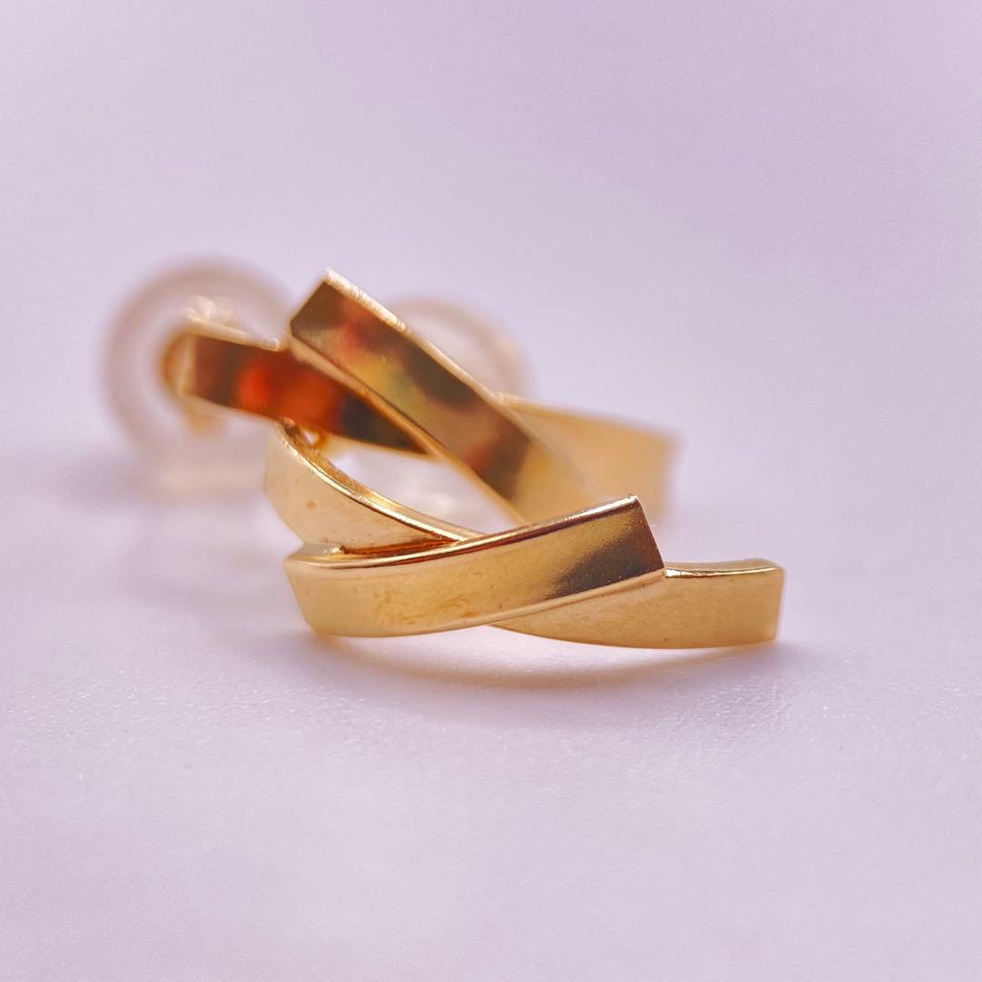 ❤️新品未使用✨即購入OK✨人気10金YG✨両耳用ピアス✨k10刻印あり✨当日発送