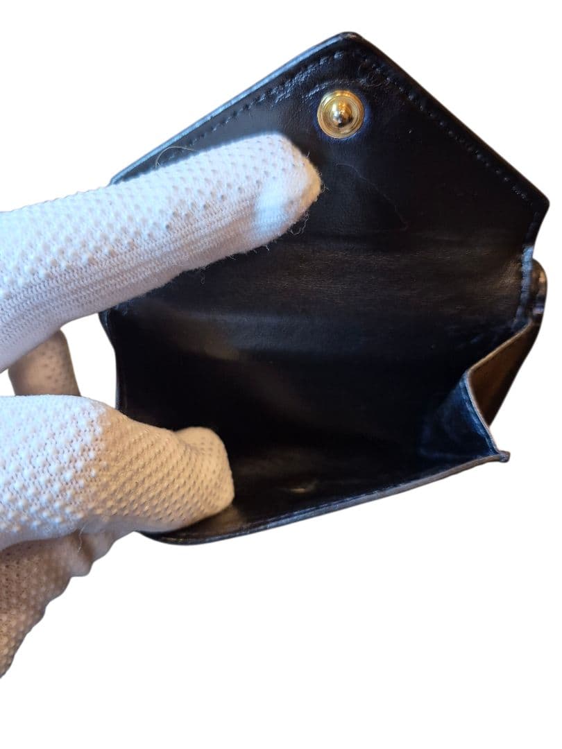 ＰＲＡＤＡ　プラダ　サフィアーノ　三つ折り財布　x