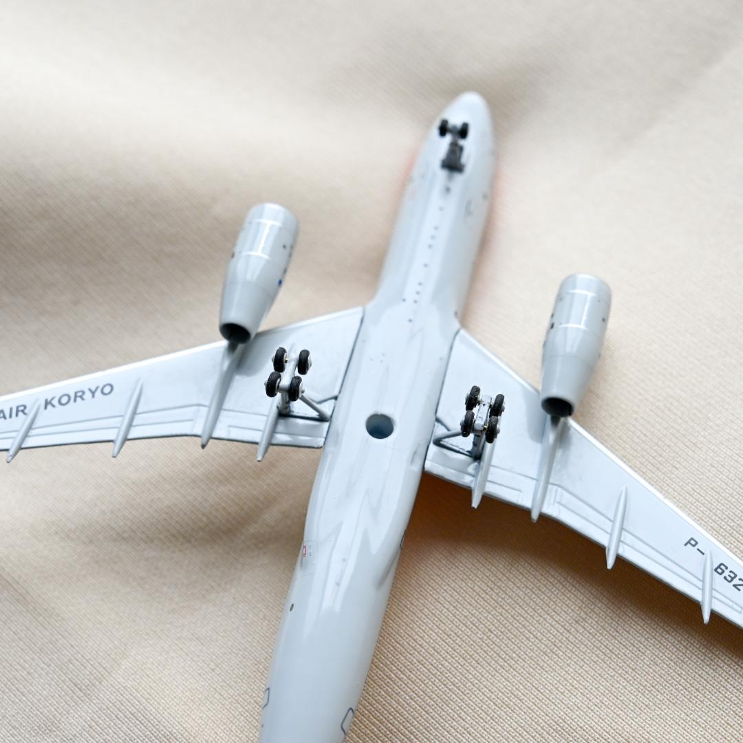★KU様★高麗航空 Tu-204-300 北朝鮮 NG Models 1/400