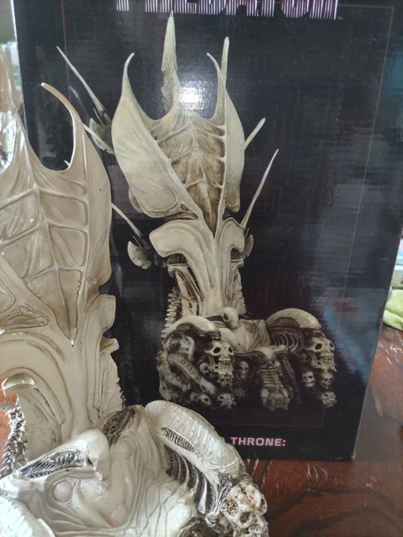 て*と様 NECA ネカ プレデター クラン・リーダー・スローン エレメント ボ