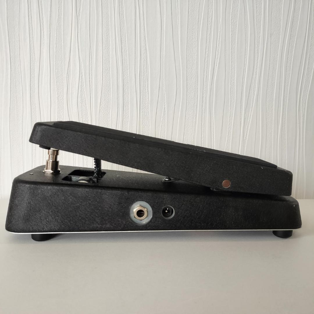 CRY BABY GCB-95トゥルーバイパス化 Red LEDモディファイ