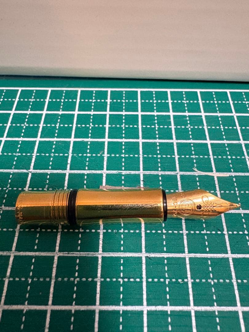 【匿名配送】カランダッシュバリアス18金ペン先付きニブのみ（ボディーなし） ⚠️有