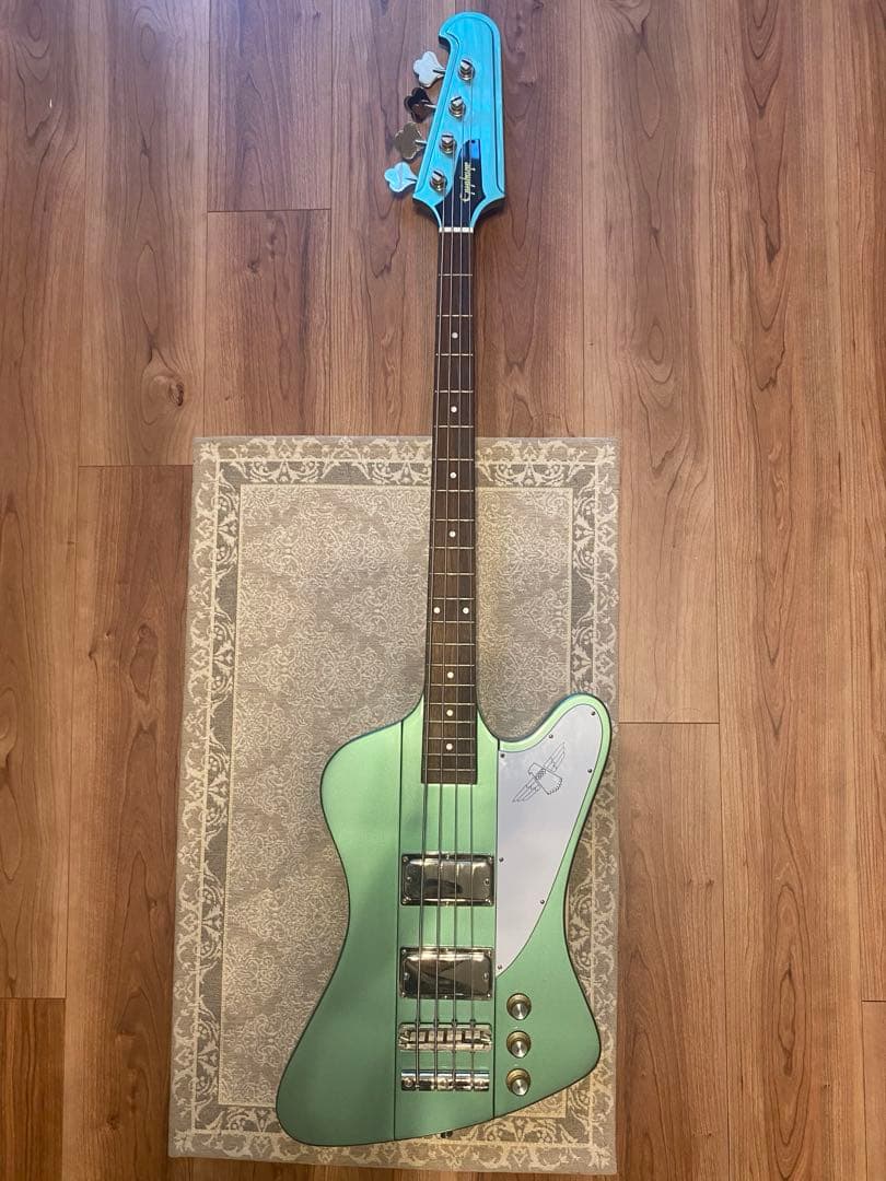 s*o様 サンダーバード エレキベース