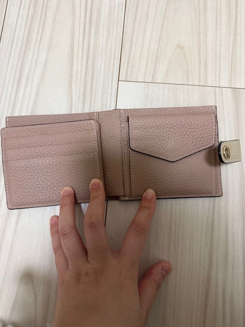 Y-STYLE 魔法の収納 二つ折りウォレット　赤工友里