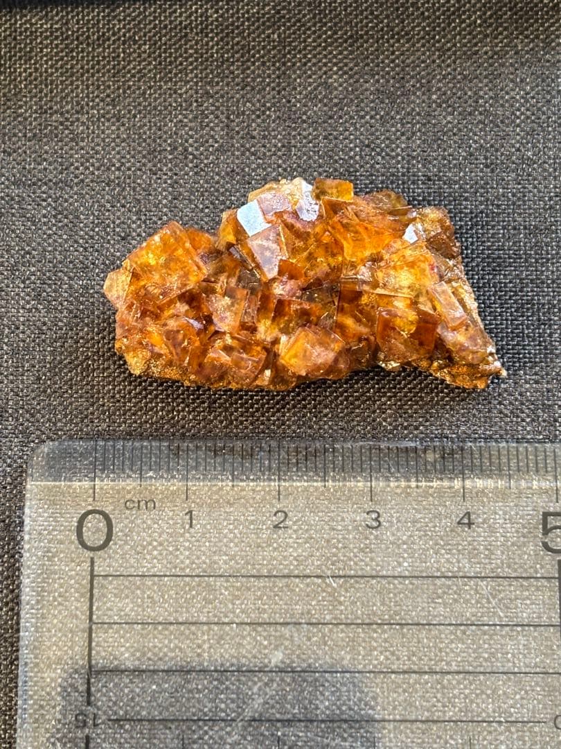 ドイツ産　フローライト　原石　鉱物標本　アンバー