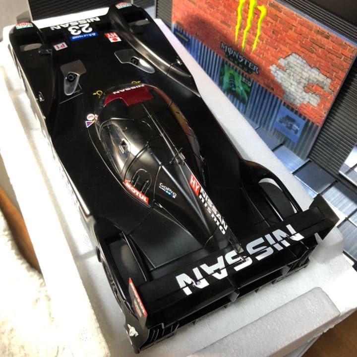 オートアート1/18　NISSAN GT-R LM NISMO