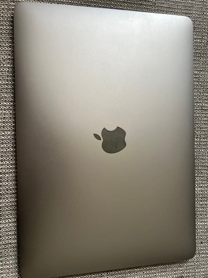 MacBook Air 2020 i3 8GB 256GB 充放電32回 美品