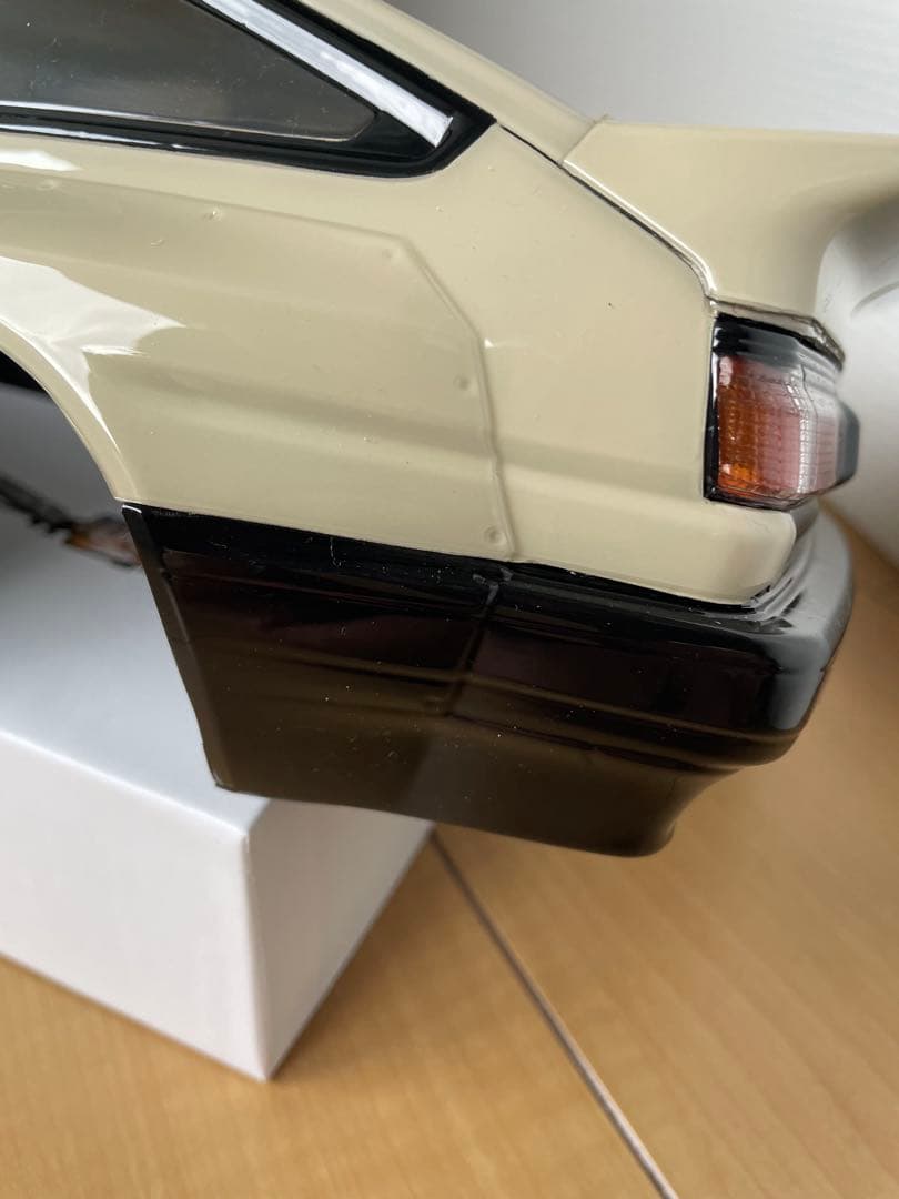 アディクション　PANDEM TOYOTA　AE86 未使用塗装済みボディ