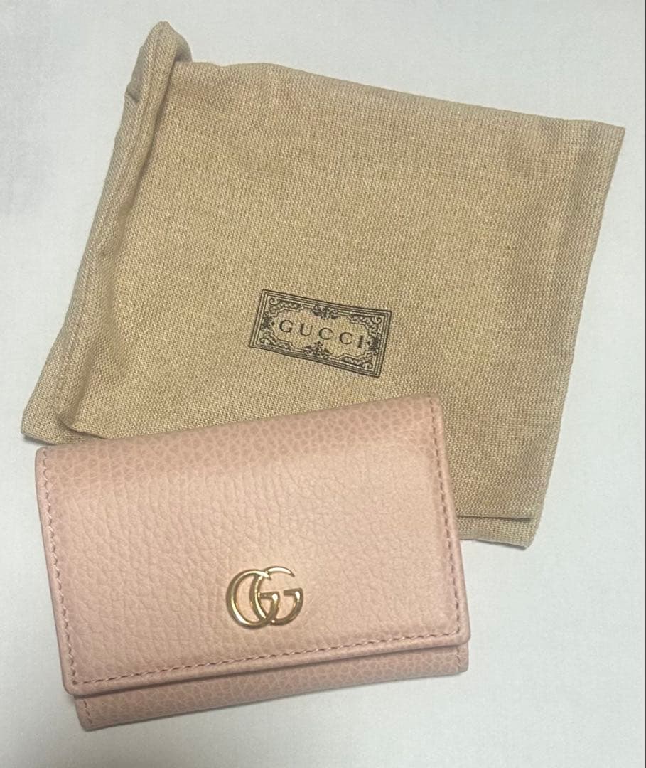 【新品未使用美品】GUCCI ピンクレザー三つ折り財布 袋付き