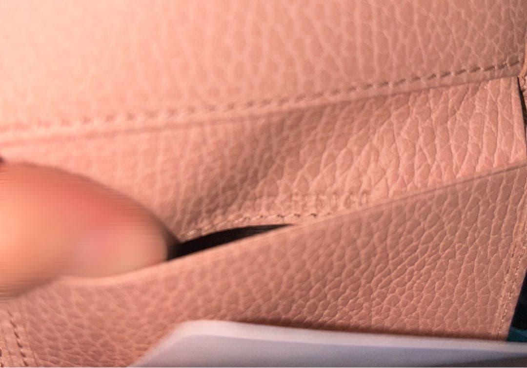 【新品未使用美品】GUCCI ピンクレザー三つ折り財布 袋付き